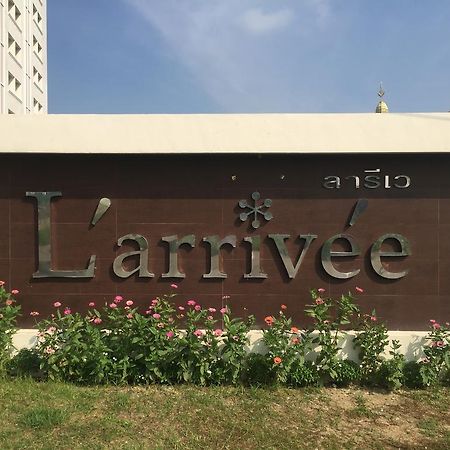 Larrivee Hotel Bang Bo Exterior photo